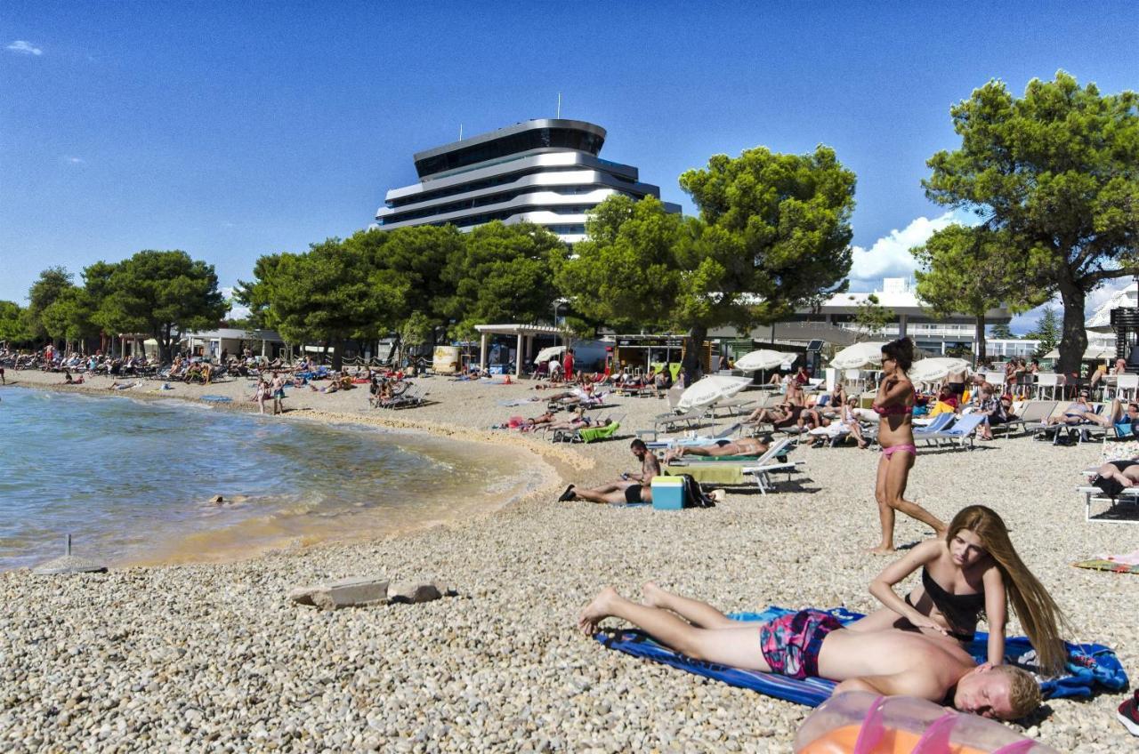 Apartments And Rooms Mare Vodice Esterno foto