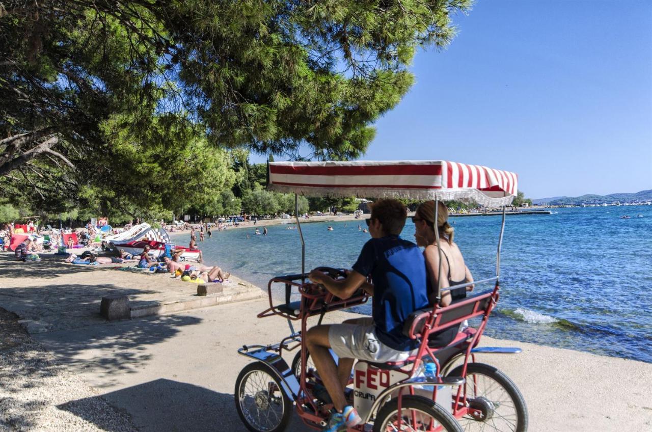 Apartments And Rooms Mare Vodice Esterno foto